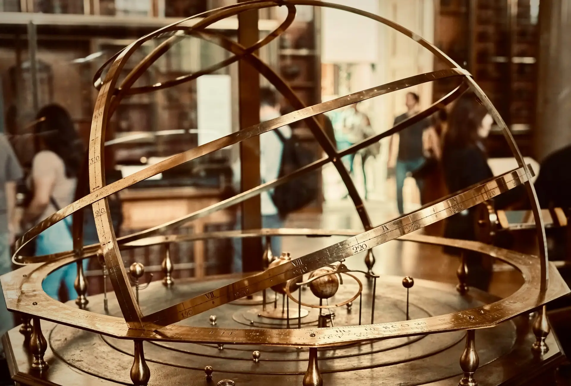 Physik Nachhilfe Mallorca & Online – Mechanik, Thermodynamik, Elektrizität, Optik, Wellen, Atomphysik